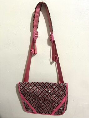 Vera Bradley Frill Vinyl Messenger Computer Bag